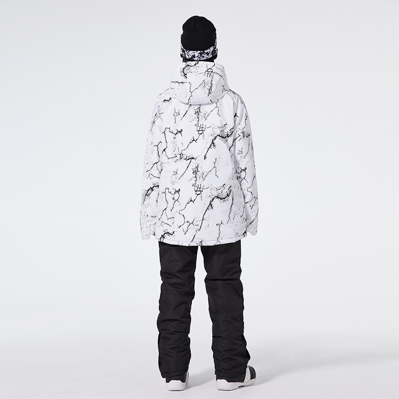 НОВЫЙ модный мужской и женский – обзор и цена Winter Clothing Kit